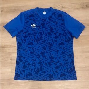 Men’s Large Umbro Royal Blue Patterned Athletic Soccer style Tshirt